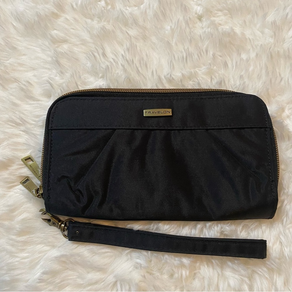 Travelon Travel Black Wallet